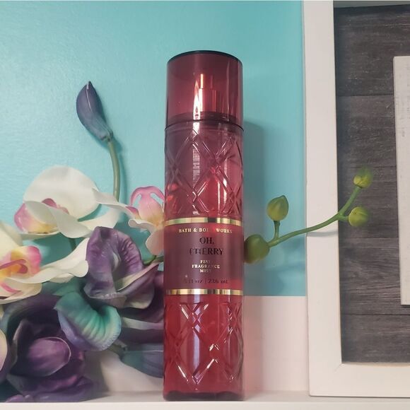 OH CHERRY- Bath & Body Works Luxury Collection - Picture 3 of 6